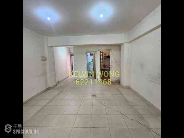 Yau Ma Tei - Lai Shing Building 05