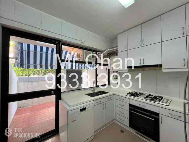 Repulse Bay - Burnside Estate 05