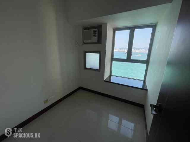 Kennedy Town - The Merton Tower 1 07