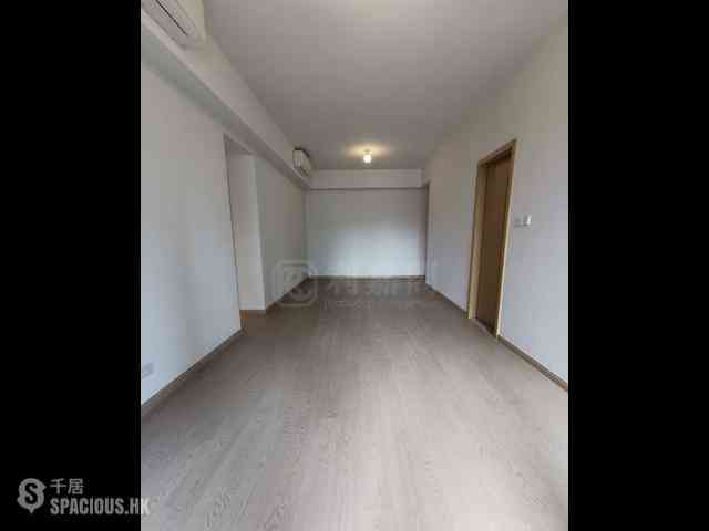 Wong Chuk Hang - The Southside Phase 2 La Marina Tower 2A 02