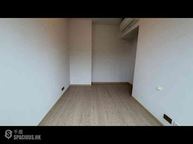 Wong Chuk Hang - The Southside Phase 2 La Marina Tower 2A 04