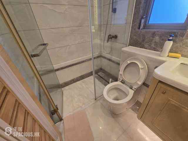 Sai Ying Pun - 63, Pokfulam Amber House (Tower 1) 07
