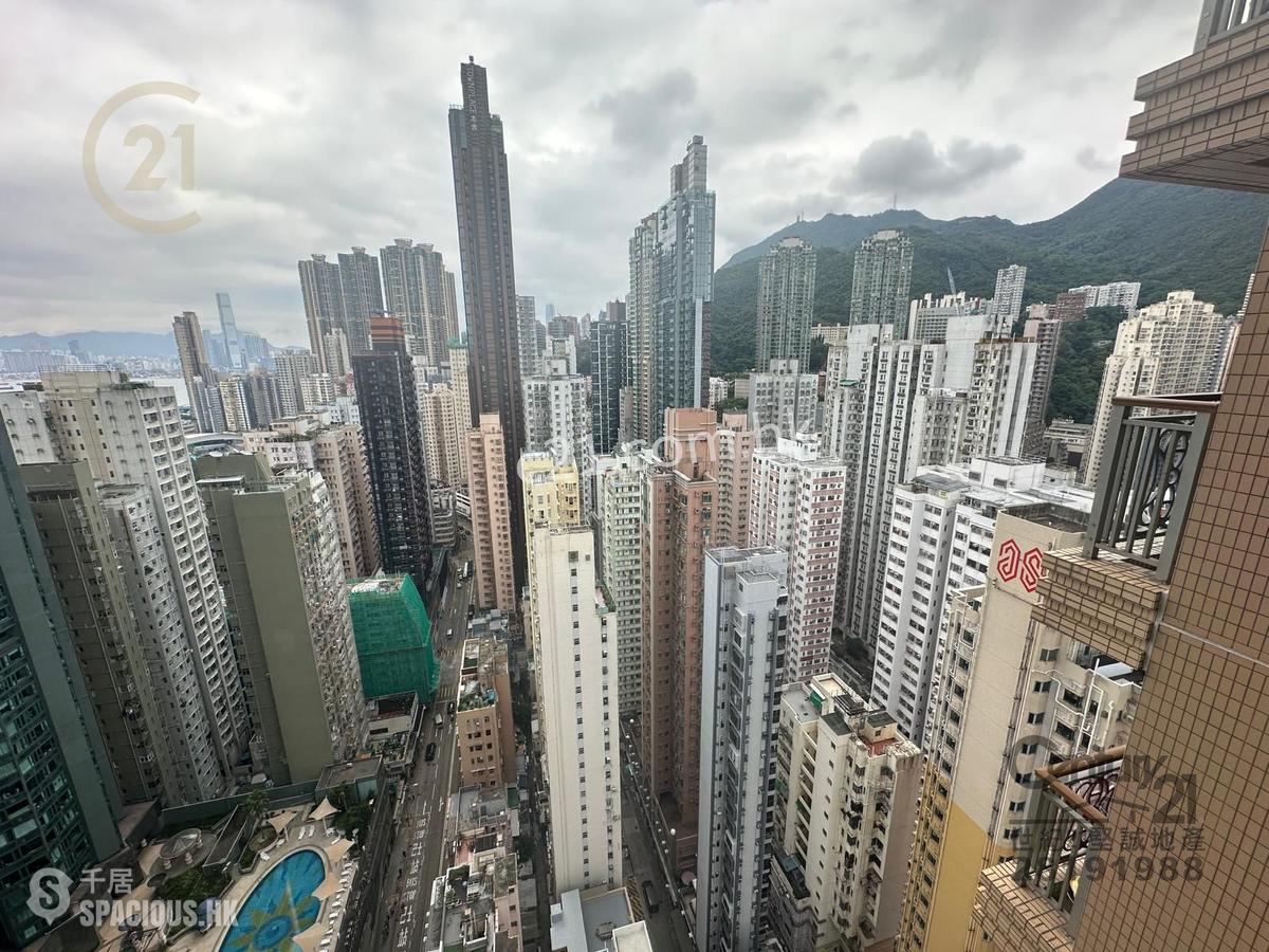 Kennedy Town - The Merton Tower 3 01