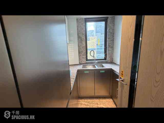 Wong Chuk Hang - The Southside Phase 3C Blue Coast II Tower 5 05