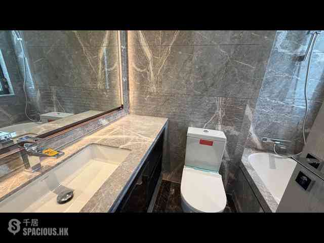 Wong Chuk Hang - The Southside Phase 3C Blue Coast II Tower 5 06