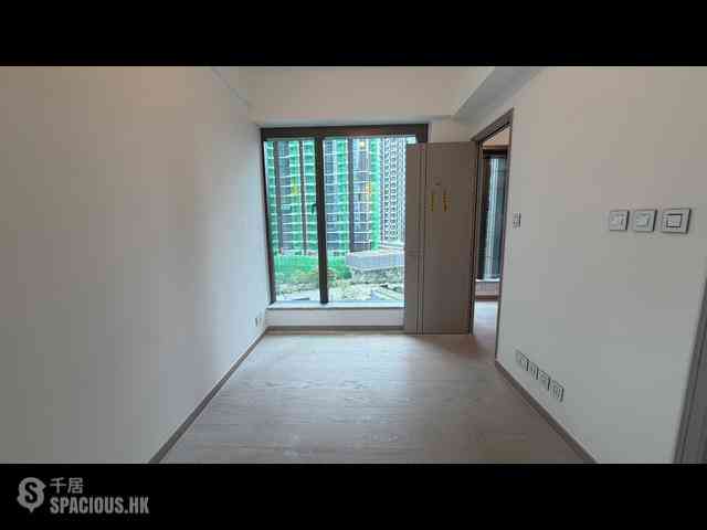 Wong Chuk Hang - The Southside Phase 3C Blue Coast II Tower 5 07