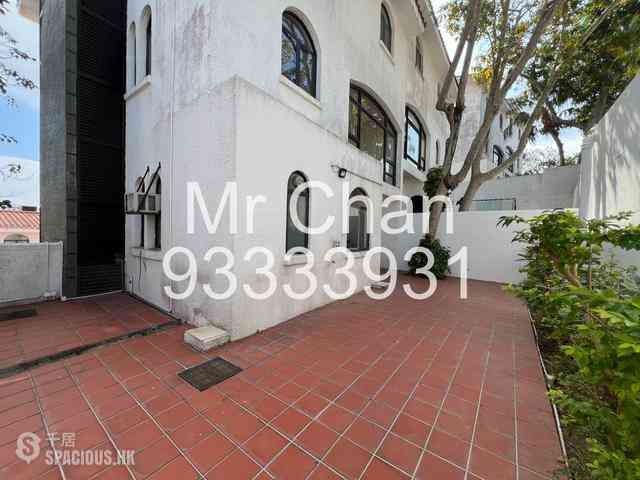 Chung Hom Kok - Casa Del Sol 16