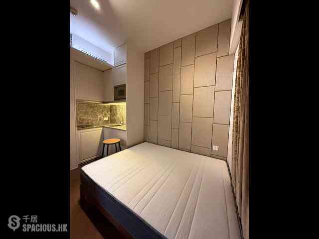 Shek Tong Tsui - One South Lane 04
