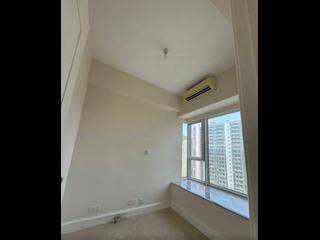 Lohas Park - Lohas Park Phase 1 The Capitol Tower 6 04