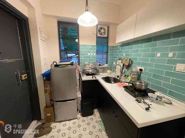 Sheung Wan - Hang Shing Lau 06