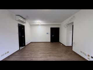 Soho - Centrestage Block 1 04