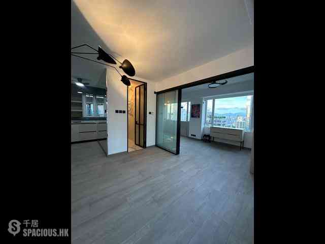 Mid Levels Central - Ying Fai Court 03