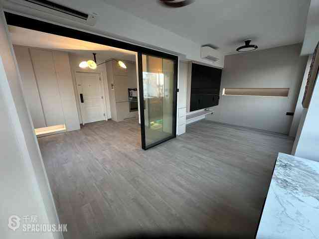 Mid Levels Central - Ying Fai Court 04