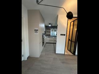 Mid Levels Central - Ying Fai Court 09