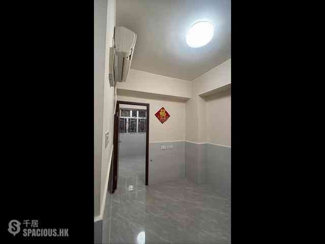 Mong Kok - Sun Fai Building 02