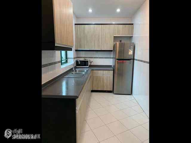 Mid Levels Central - Hillsborough Court 03
