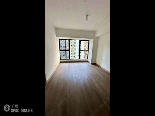 Mid Levels Central - 62B, Robinson Road 03