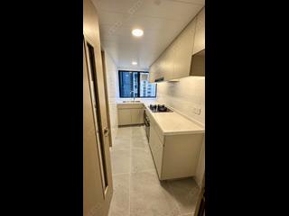 Mid Levels Central - 62B, Robinson Road 05