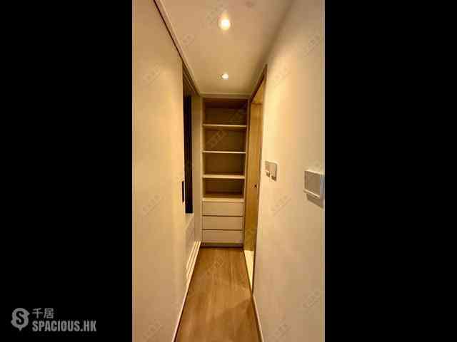 Mid Levels Central - 62B, Robinson Road 10