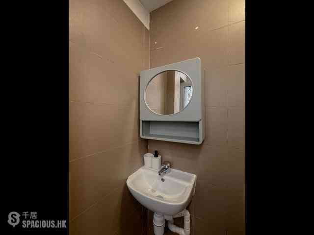 Sai Ying Pun - 21, Mui Fong Street 21