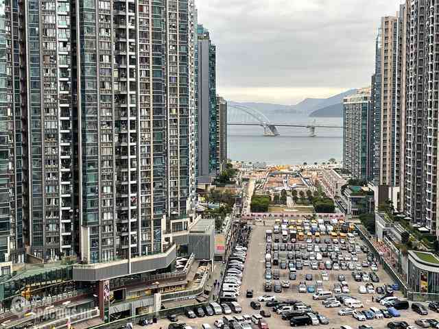 Tseung Kwan O - The Wings The Wings 01