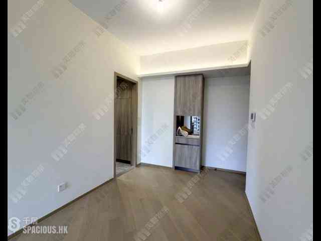 Lohas Park - Lohas Park Phase 11D Villa Garda III Block 3A 01
