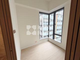 Sai Ying Pun - Des Voeux W Residence 04