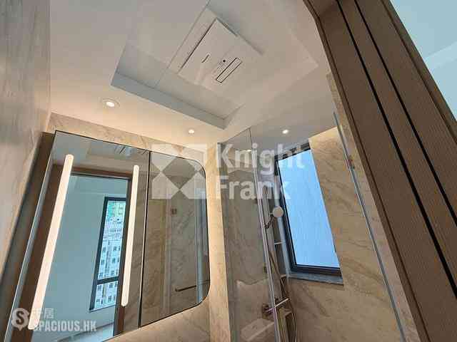 Sai Ying Pun - Des Voeux W Residence 07