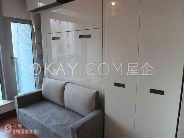 Wan Chai - The Avenue Phase 2 04