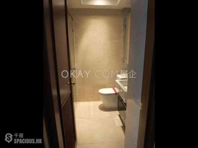 Wan Chai - The Avenue Phase 2 08