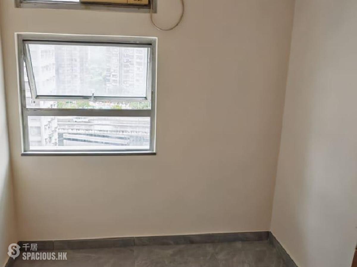 Tai Wai - King Tin Court 01