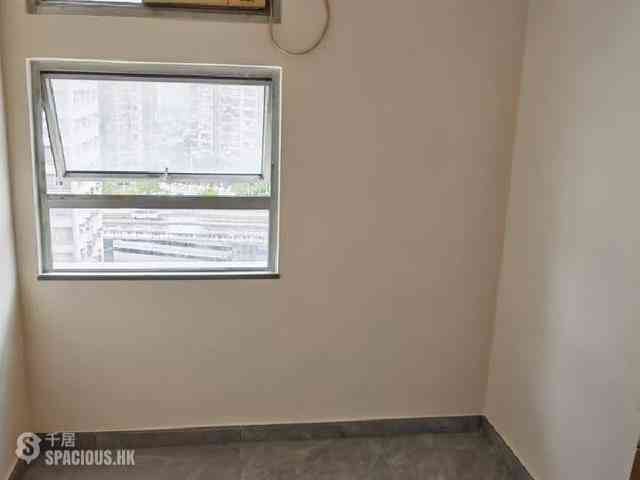 Tai Wai - King Tin Court 01