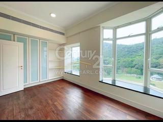 The Peak - The Mount Austin 06