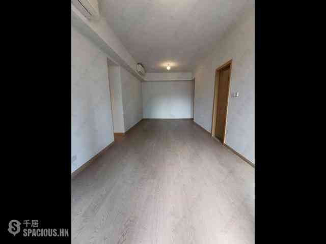Wong Chuk Hang - The Southside Phase 2 La Marina Tower 2A 03