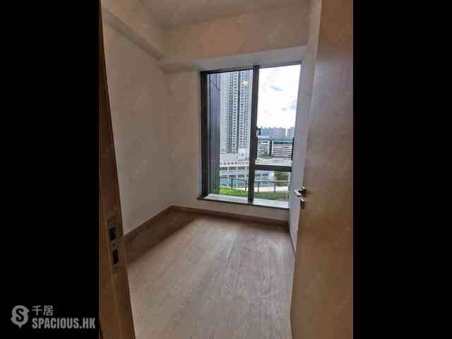 Wong Chuk Hang - The Southside Phase 2 La Marina Tower 2A 08
