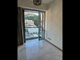 Sai Ying Pun - 63, Pokfulam Amber House (Tower 1) 11