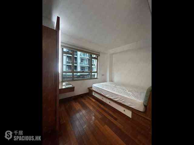 Wan Chai - Phoenix Court 06