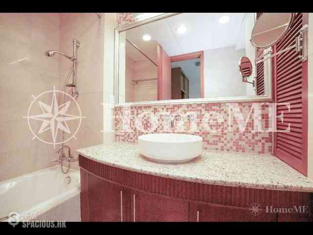 Pok Fu Lam - Villas Sorrento 14