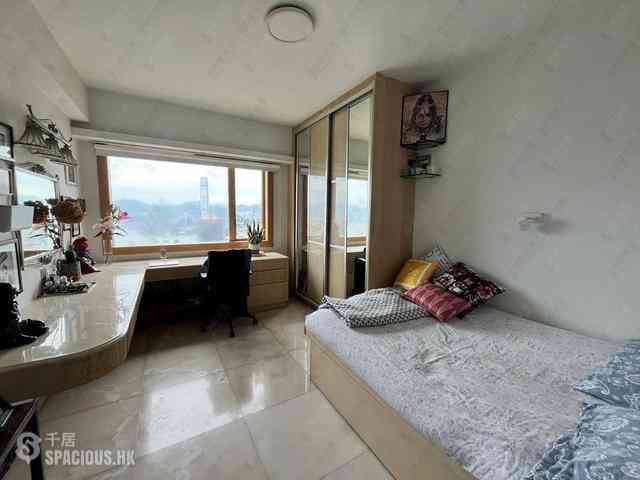 Mid Levels West - Hong Kong Garden 18