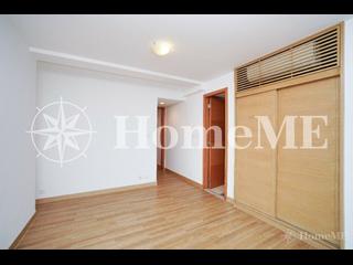Pok Fu Lam - Villas Sorrento 11