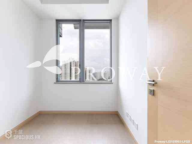 Wong Chuk Hang - The Southside 08