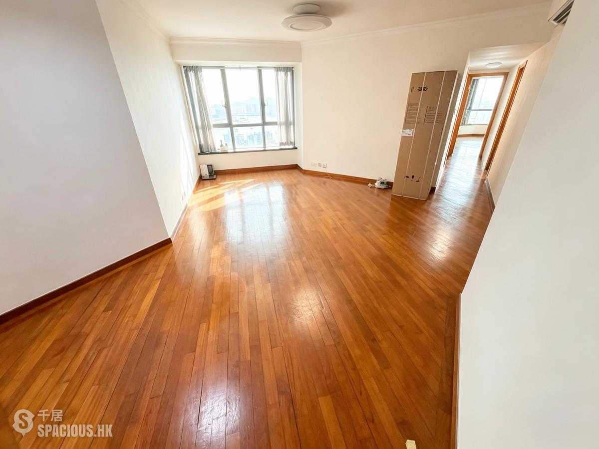 Mid Levels West - 80 Robinson Road 01
