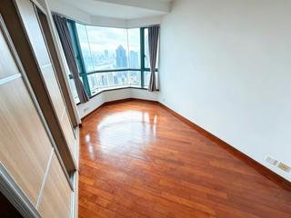Mid Levels West - 80 Robinson Road 03