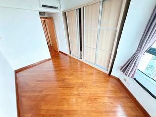 Mid Levels West - 80 Robinson Road 07
