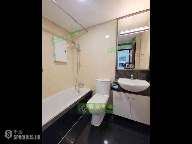 Kennedy Town - The Merton Tower 3 11