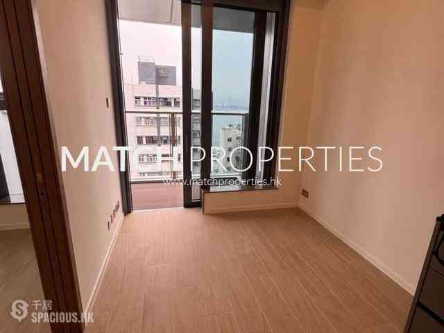 Sai Ying Pun - Des Voeux W Residence 04
