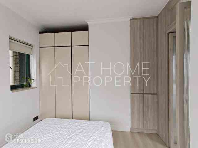 Kennedy Town - University Heights 06