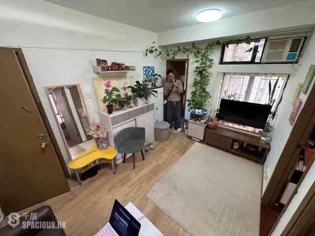 Mong Kok - Tak Cheong Court 03