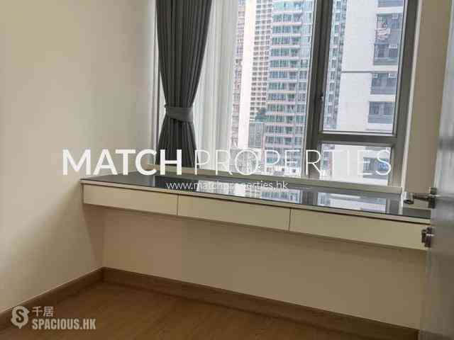 Sai Ying Pun - Island Crest 06