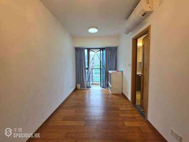 Tseung Kwan O - The Papillons Block 3 03